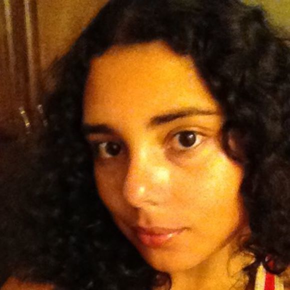 Profile Picture of Adriana Gutierrez (@adri1721) on Poshmark