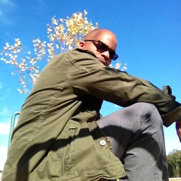 Profile Picture of William Bates (@iamwill) on Poshmark