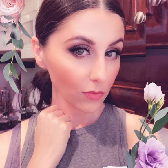 Profile Picture of Crystal Clements (@peakin11) on Poshmark