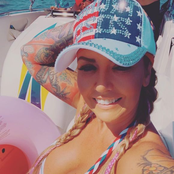 Profile Picture of Heather Aduddell (@damzelink) on Poshmark