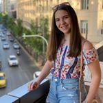 Profile Picture of laura (@laura_kouzoukian) on Instagram