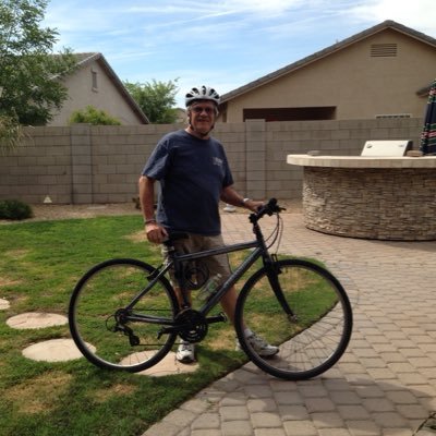 Profile Picture of Steve Cantwell (@AZ_Parrot_Head) on Twitter