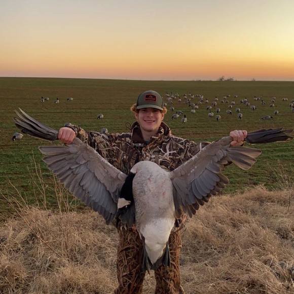 Profile Picture of Christian Neidel (@christianneidel) on Poshmark