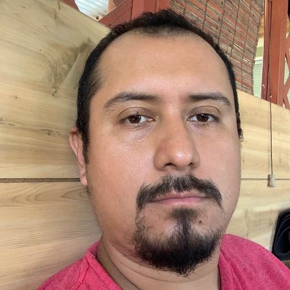 Profile Picture of Jose Pineda (@josepineda961) on Poshmark