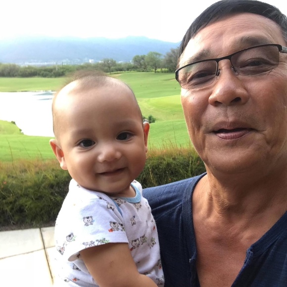 Profile Picture of Rollie Anatalio (@rjanatalio) on Poshmark