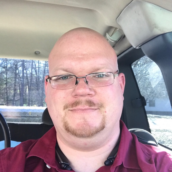 Profile Picture of Jason Starnes (@this_and_that_4) on Poshmark