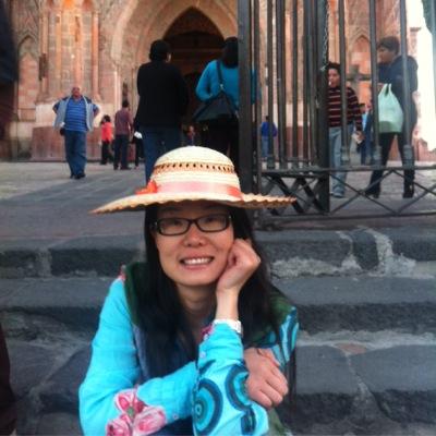 Profile Picture of Julia Xiong (@xfxoo) on Twitter