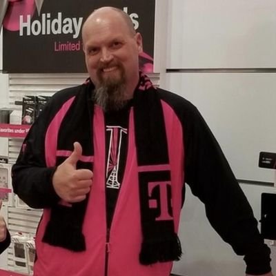 Profile Picture of James Deskins (@JamesDeskins) on Twitter