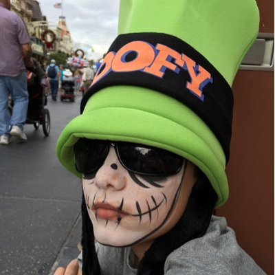 Profile Picture of Joey Thibodeau (@BOB_CHICKALOB) on Twitter