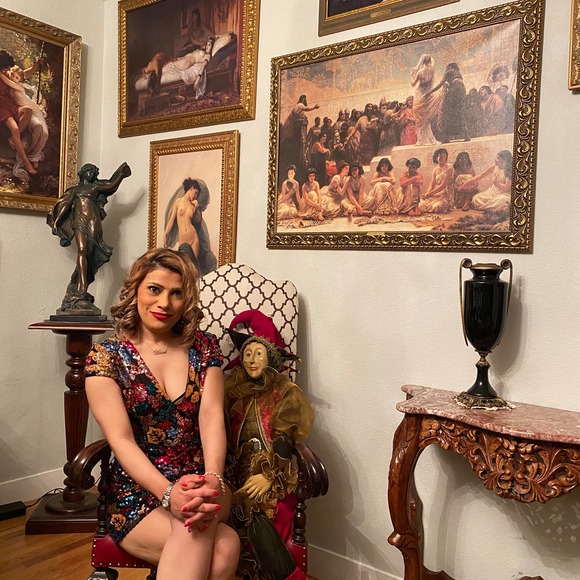 Profile Picture of Hanieh Torkashvand (@haniye1234) on Poshmark