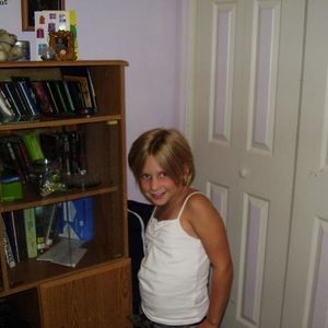 Profile Picture of Halli Smith (@395672968) on Myspace