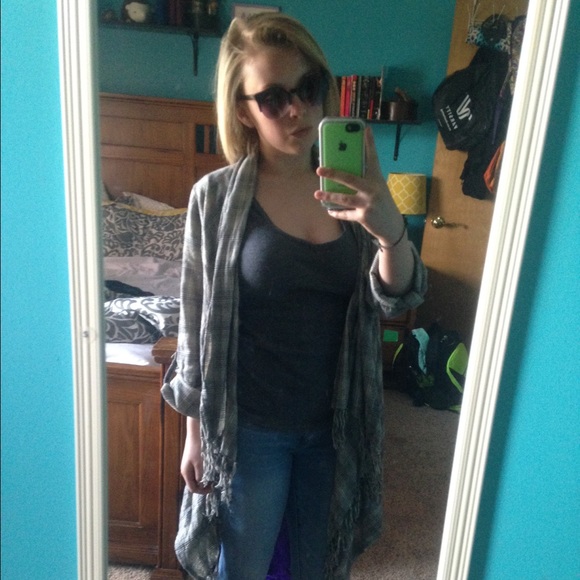 Profile Picture of Morgan Overley (@moverley) on Poshmark