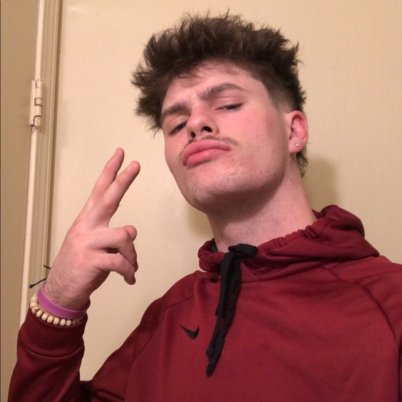 Profile Picture of Matthew Quiggins (@mattyjuice24) on Poshmark