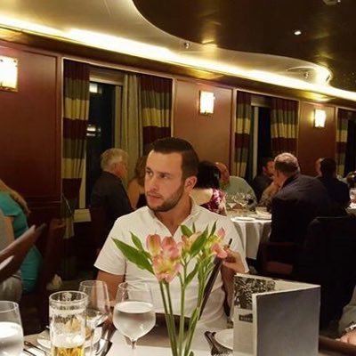 Profile Picture of Dan House (@DanHouse5) on Twitter