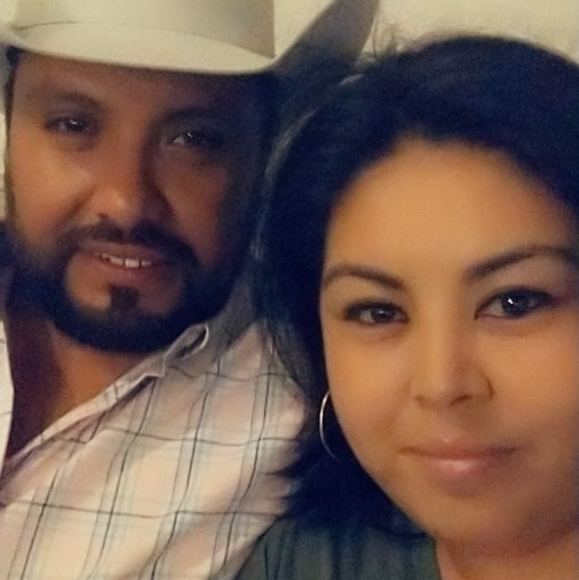 Profile Picture of Yolanda Ponce (@yolaponce) on Poshmark