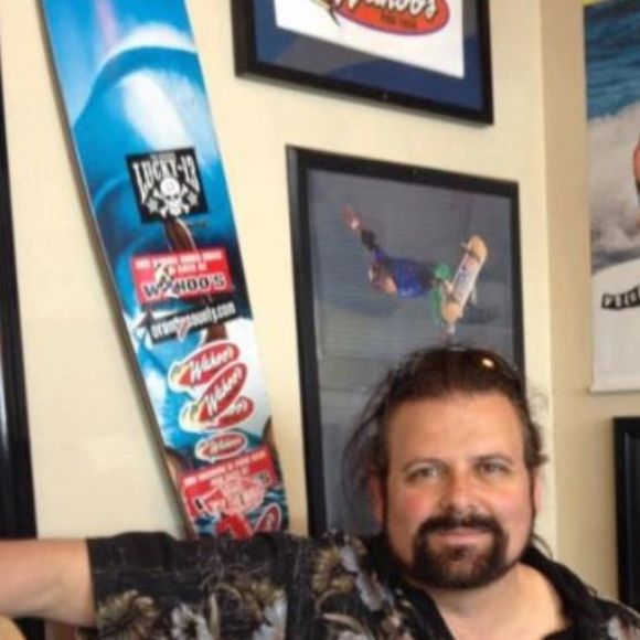 Profile Picture of Jeff Sherman (@ibewtramp) on Poshmark