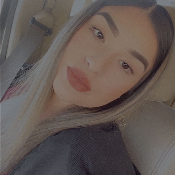Profile Picture of Brenda Jimenez (@brejimenez02) on Poshmark