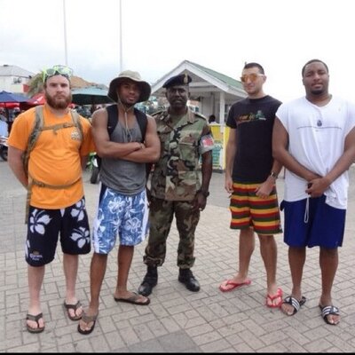 Profile Picture of Victor Alexander Jr. (@IamTheMove52) on Twitter