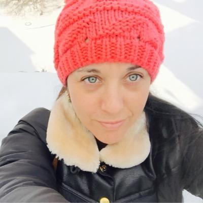 Profile Picture of CAROLYN GOLDBERG (@CAROG_CG) on Twitter