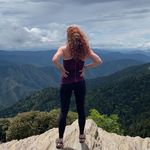 Profile Picture of Amy Schwartz (@some.call.me.red) on Instagram