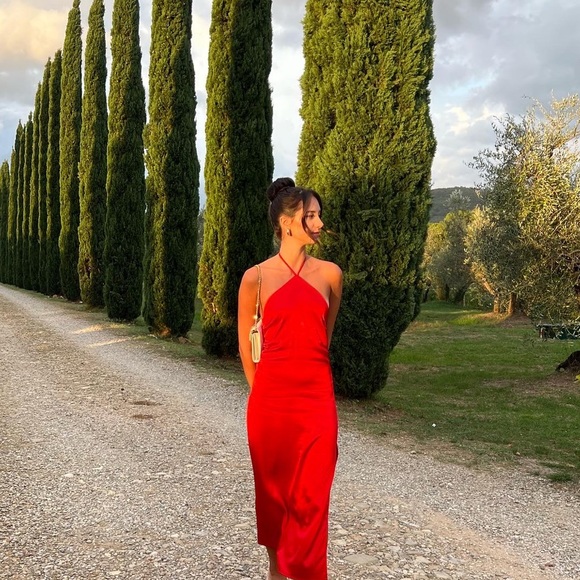 Profile Picture of Daniela Maffei (@danielanutella) on Poshmark