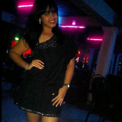 Profile Picture of Carolina Castro (@DivinaVeloz) on Twitter