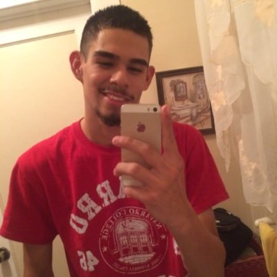 Profile Picture of Jeremy Chapa (@Chapastyle2015) on Twitter
