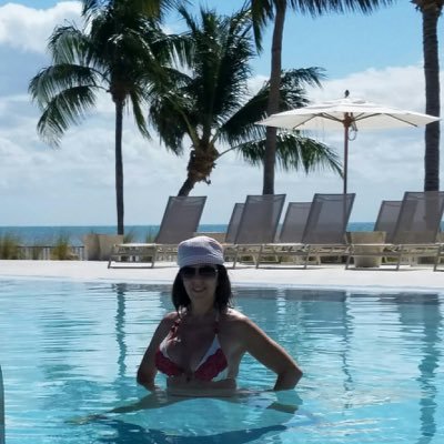 Profile Picture of Lisa Stephens (@Lisalisa1rn) on Twitter