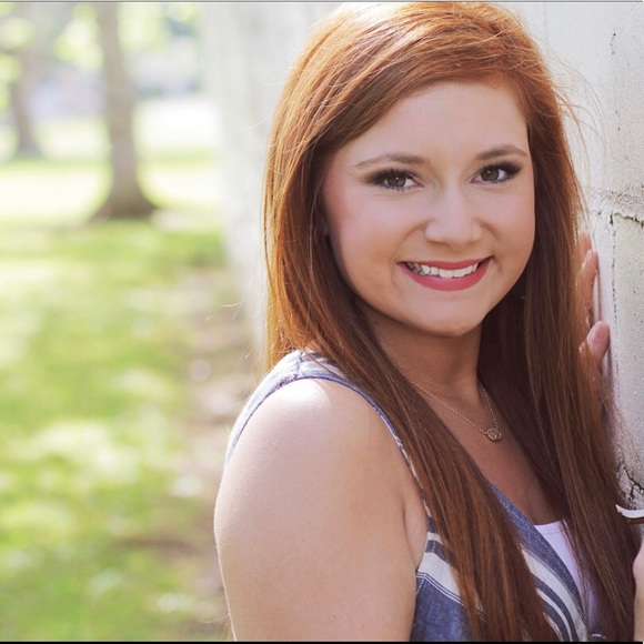 Profile Picture of Milan Stockinger (@milanstockinger) on Poshmark