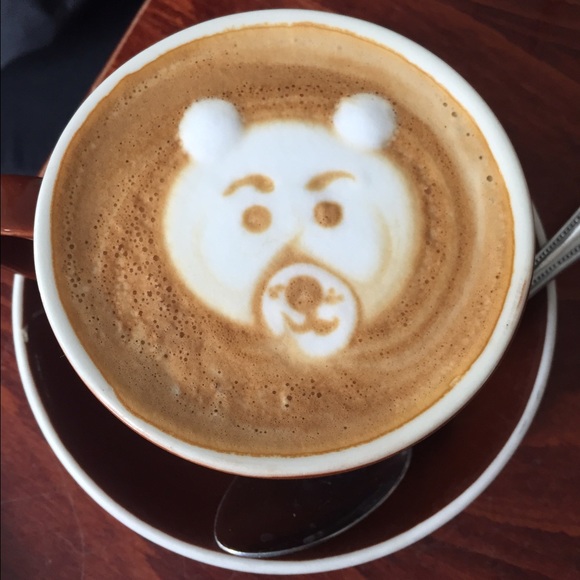 Profile Picture of Dina Shulman (@dloves) on Poshmark