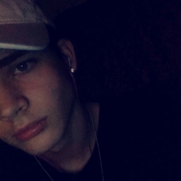 Profile Picture of Joshua Wheeler (@itsclassyking) on Poshmark