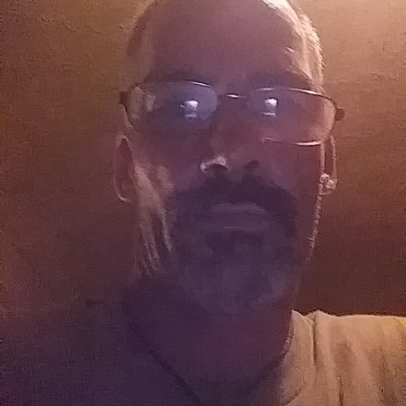 Profile Picture of Steve Woods (@letitrip) on Poshmark