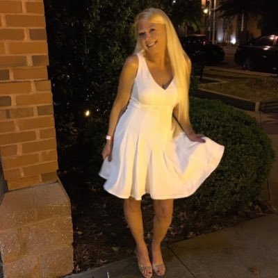 Profile Picture of Diane Wood (@DianeWo17409444) on Twitter