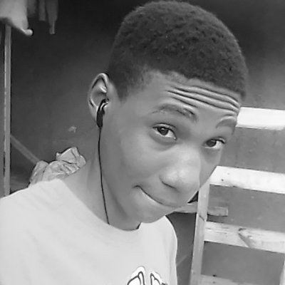 Profile Picture of James Hobbit (@hobbit_james) on Twitter