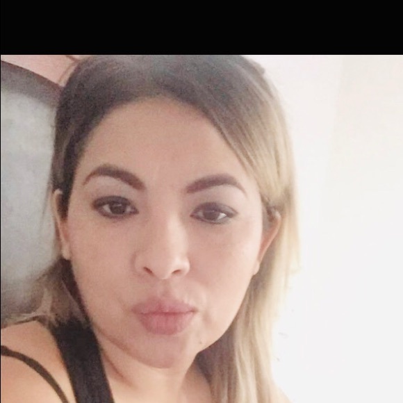 Profile Picture of Susana Aguilar (@asusana141) on Poshmark