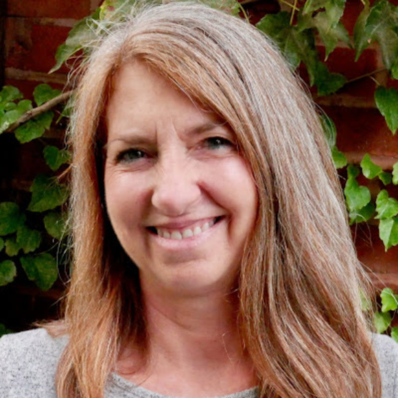 Profile Picture of Marie Keath (@mariekeath) on Poshmark