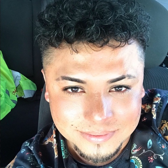 Profile Picture of Mauricio Medrano (@paparan88) on Poshmark