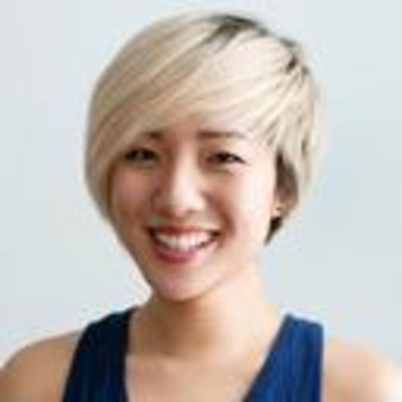 Profile Picture of Constance Perez (@constancexperez) on Poshmark