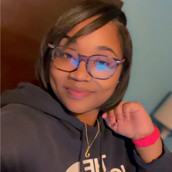 Profile Picture of Jasmine Stokes (@jasminestoke866) on Poshmark