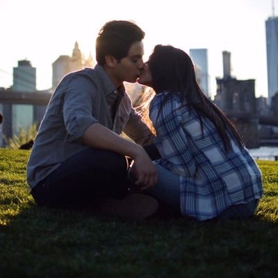 Profile Picture of Jake And Danielle (@JakeDanielle2) on Twitter