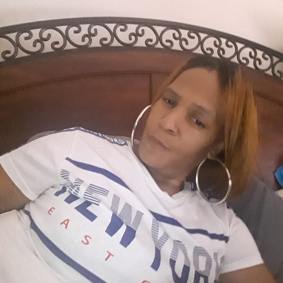 Profile Picture of Patty Reid (@pr2084) on Poshmark