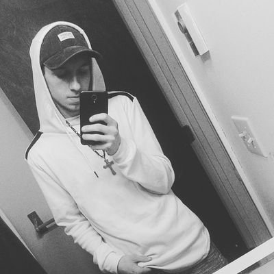 Profile Picture of Brent Aaron Dickman (@DickmanBrent) on Twitter