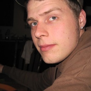 Profile Picture of Jon Lingle (@yunginboy) on Myspace