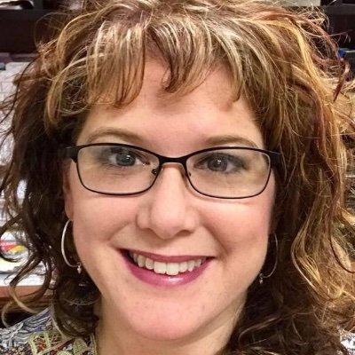 Profile Picture of Natalie Holcomb (@Natalie89374322) on Twitter