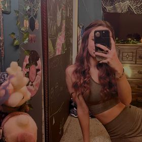 Profile Picture of mackenzie duffy (@kenzkolleen) on Pinterest