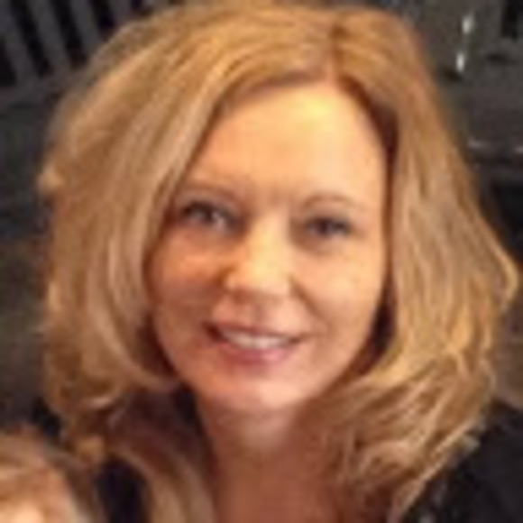 Profile Picture of Shirley anne Cameron (@sacameron111) on Poshmark