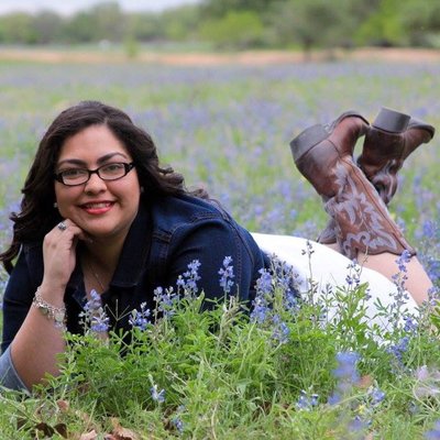 Profile Picture of Yesenia Robles (@yrobles_) on Twitter