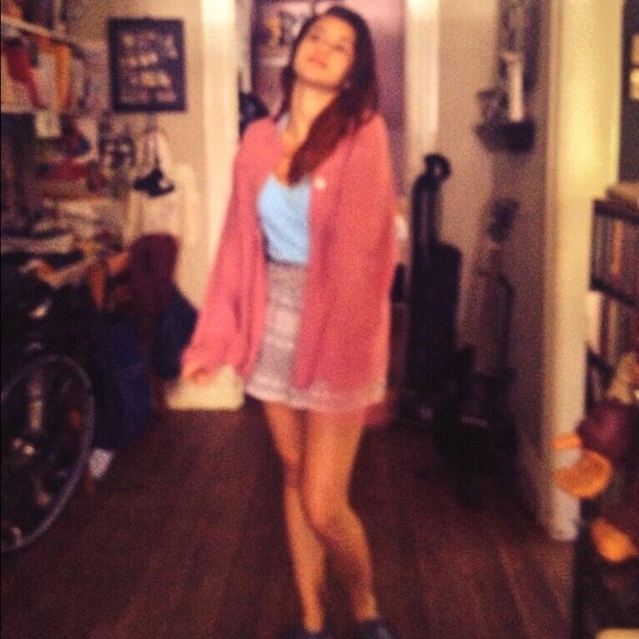 Profile Picture of Emily Gromko (@fashionpassion4) on Poshmark