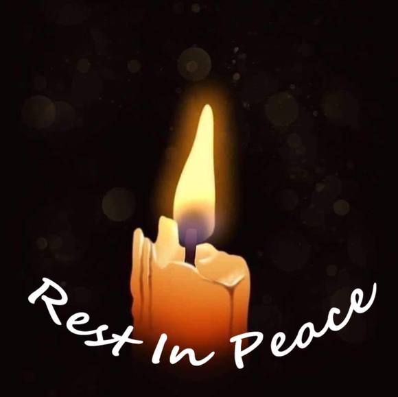 Profile Picture of Jhekhinz Jhekhinz (@jhekhinz03) on Poshmark