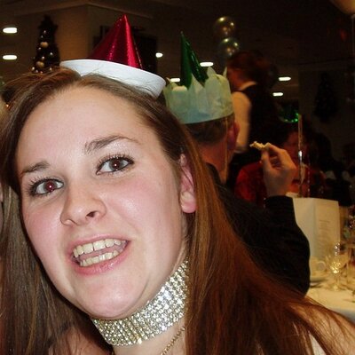 Profile Picture of Lisa Moores (@lisajmoores) on Twitter
